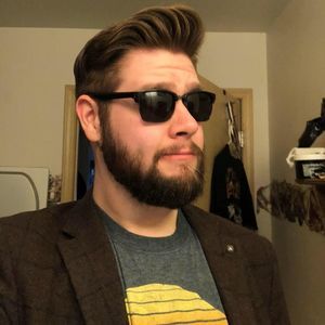 Meet your Posher, Casey